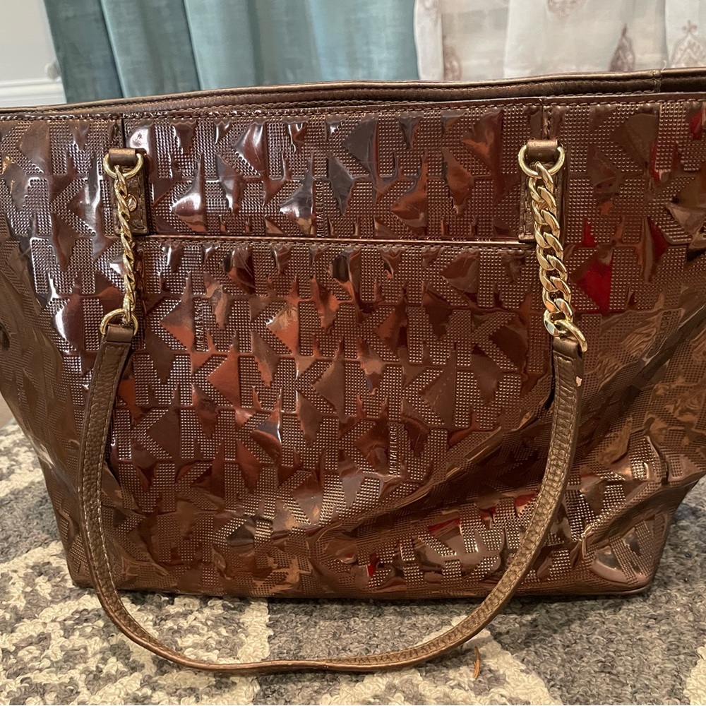 Brown Michael Kor’s bag